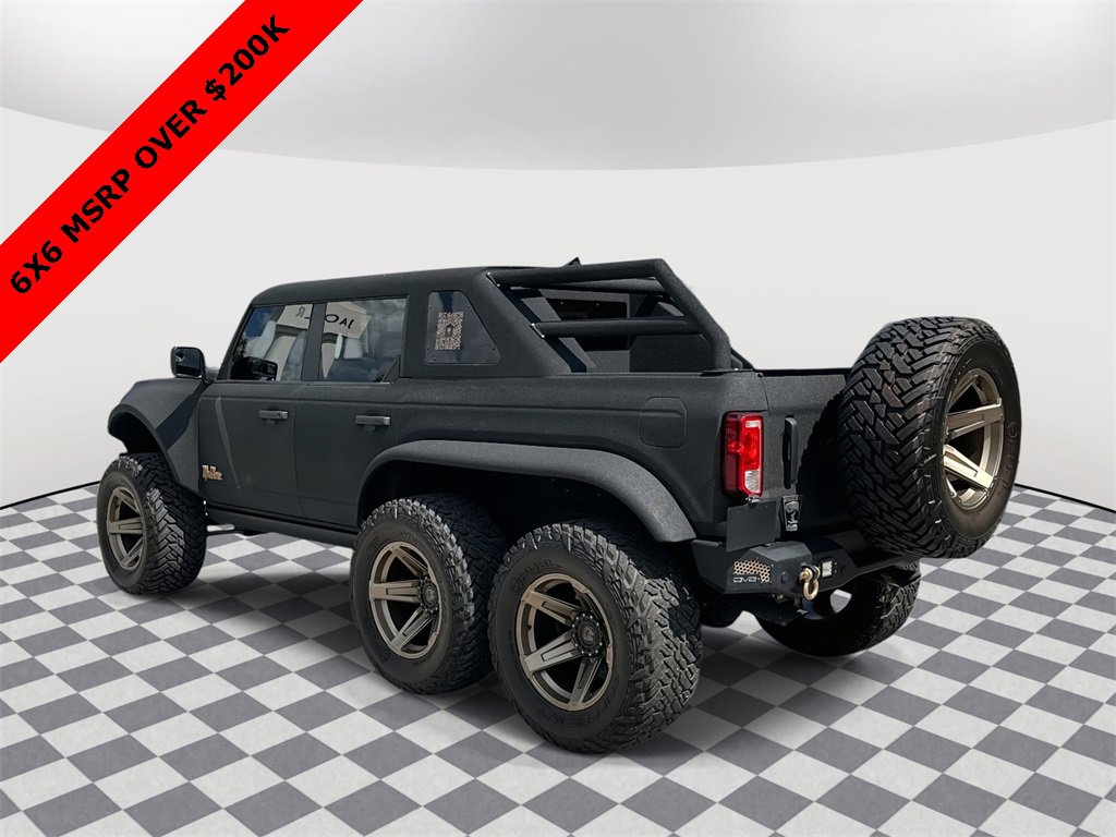 Used 2023 Ford Bronco 4-Door image 3