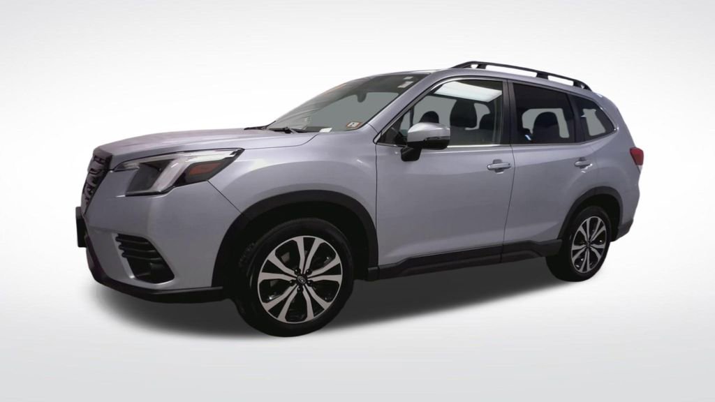Used 2023 Subaru Forester Limited image 4