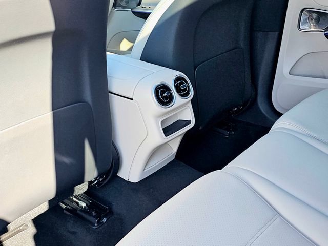 New 2026 Mercedes-Benz GLC 300 4MATIC image 24