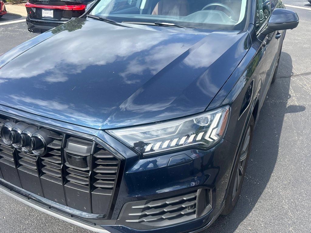 Certified 2023 Audi Q7 2.0T Premium Plus AWD/4WD image 4