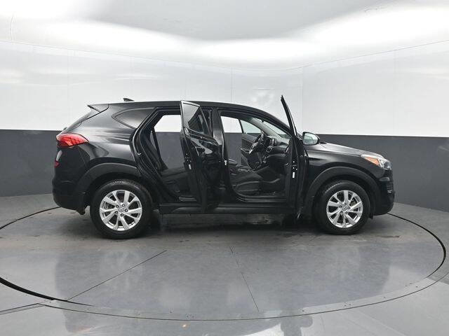 Used 2019 Hyundai Tucson SE image 36