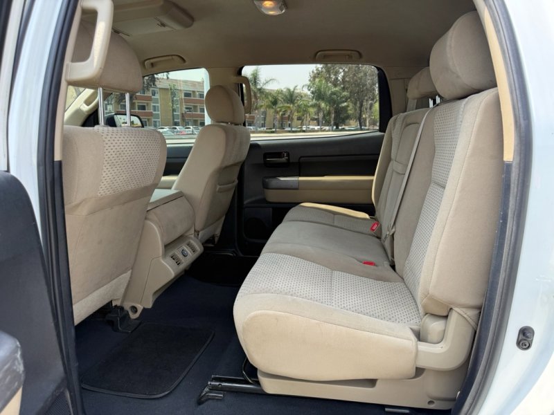 Used 2013 Toyota Tundra 2WD CrewMax w/ Tow Pkg image 19