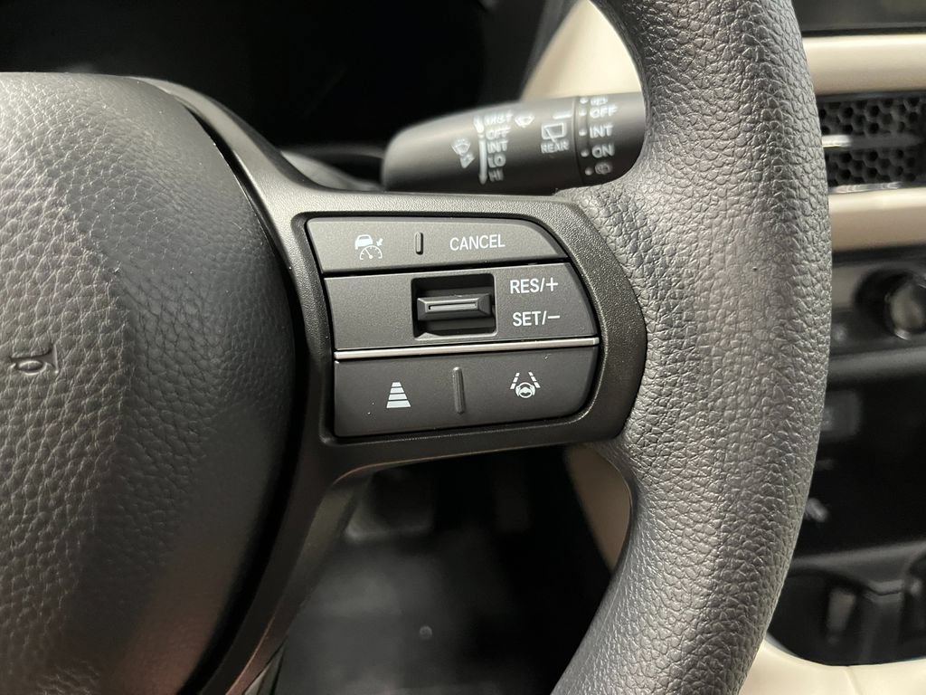 New 2027 Honda HR-V LX image 17