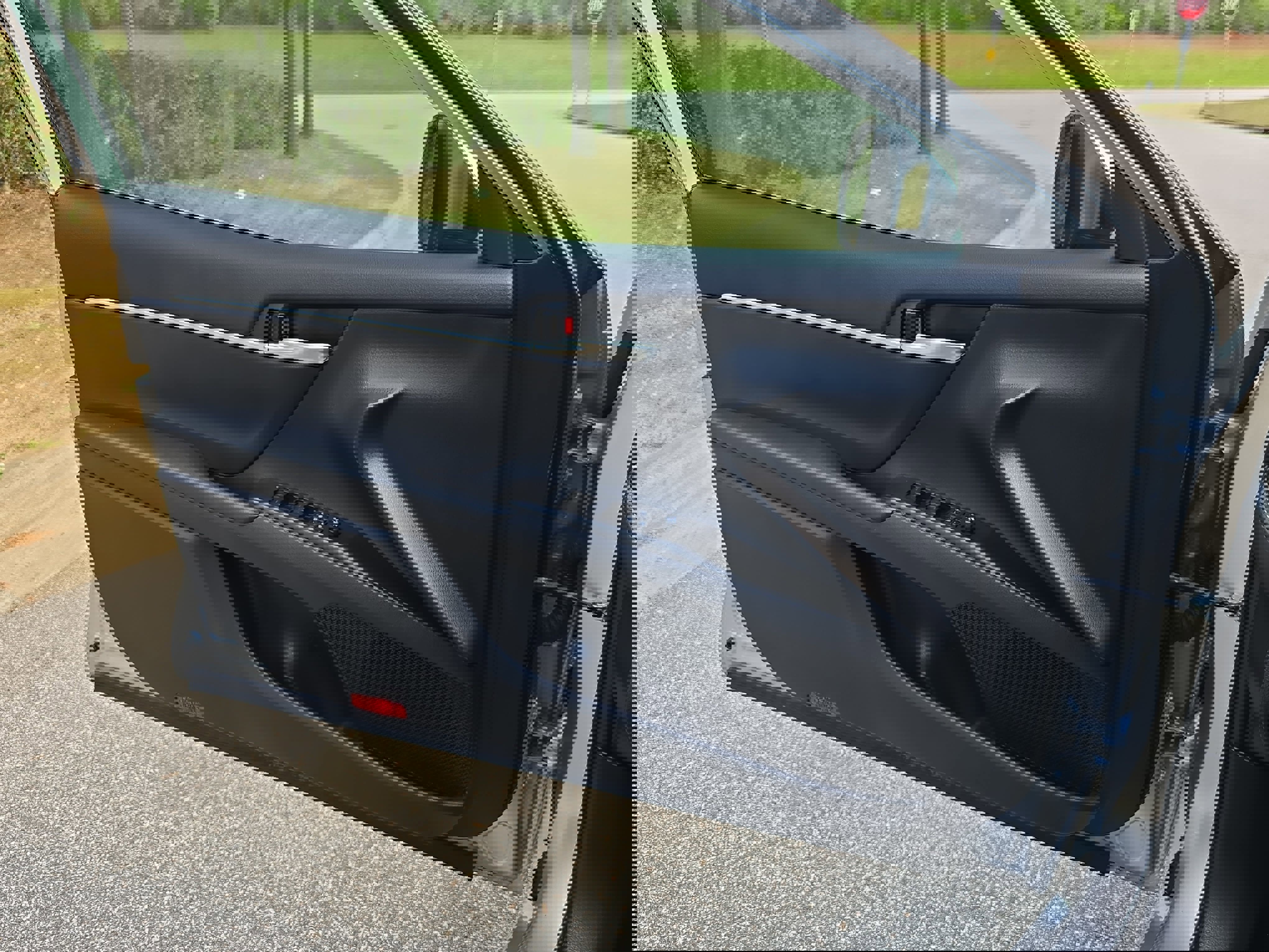 Used 2024 Toyota Camry SE image 26