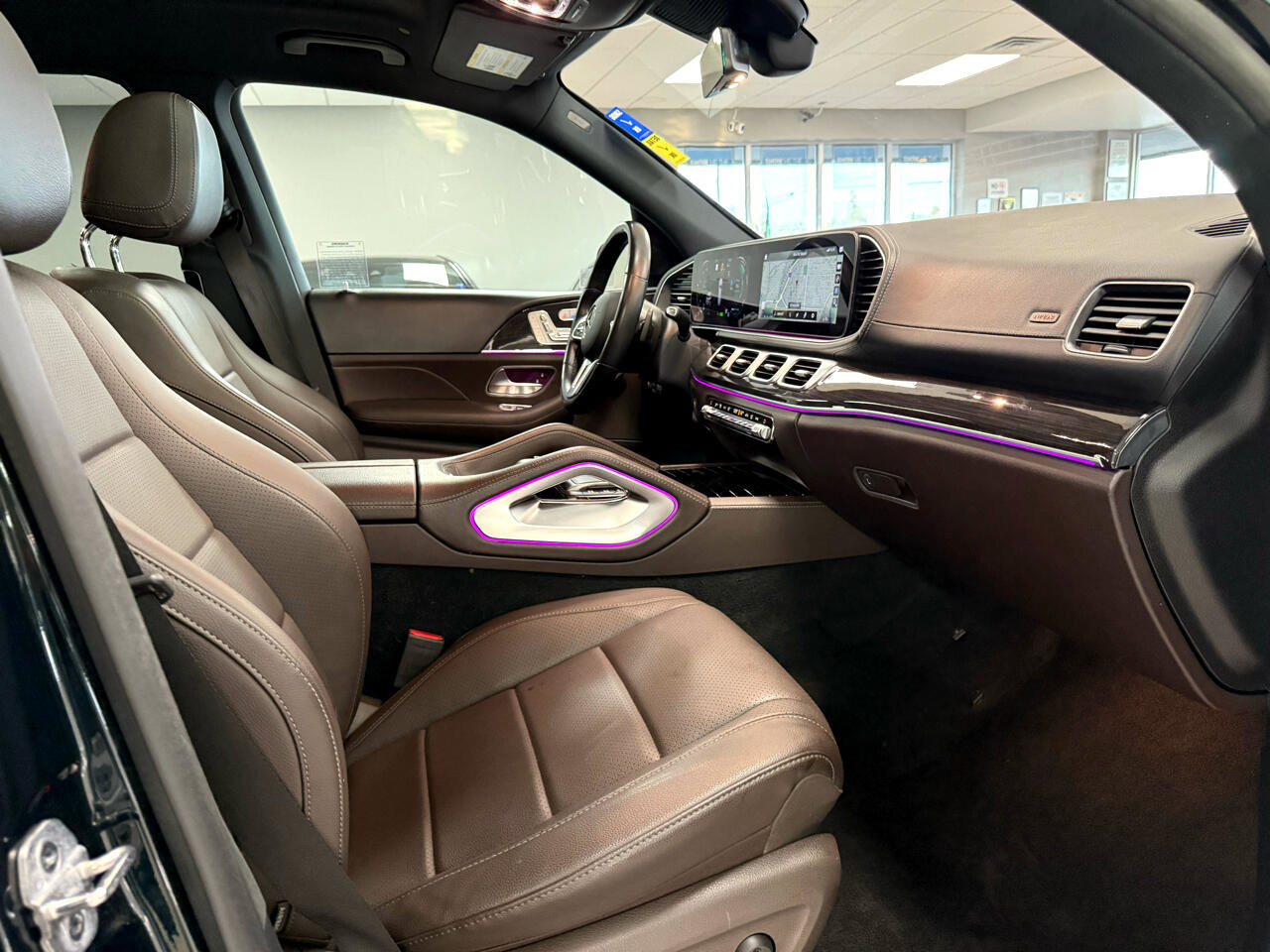 Used 2021 Mercedes-Benz GLS 450 4MATIC image 27