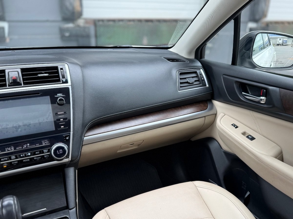 Used 2018 Subaru Outback 2.5i Limited AWD/4WD image 21