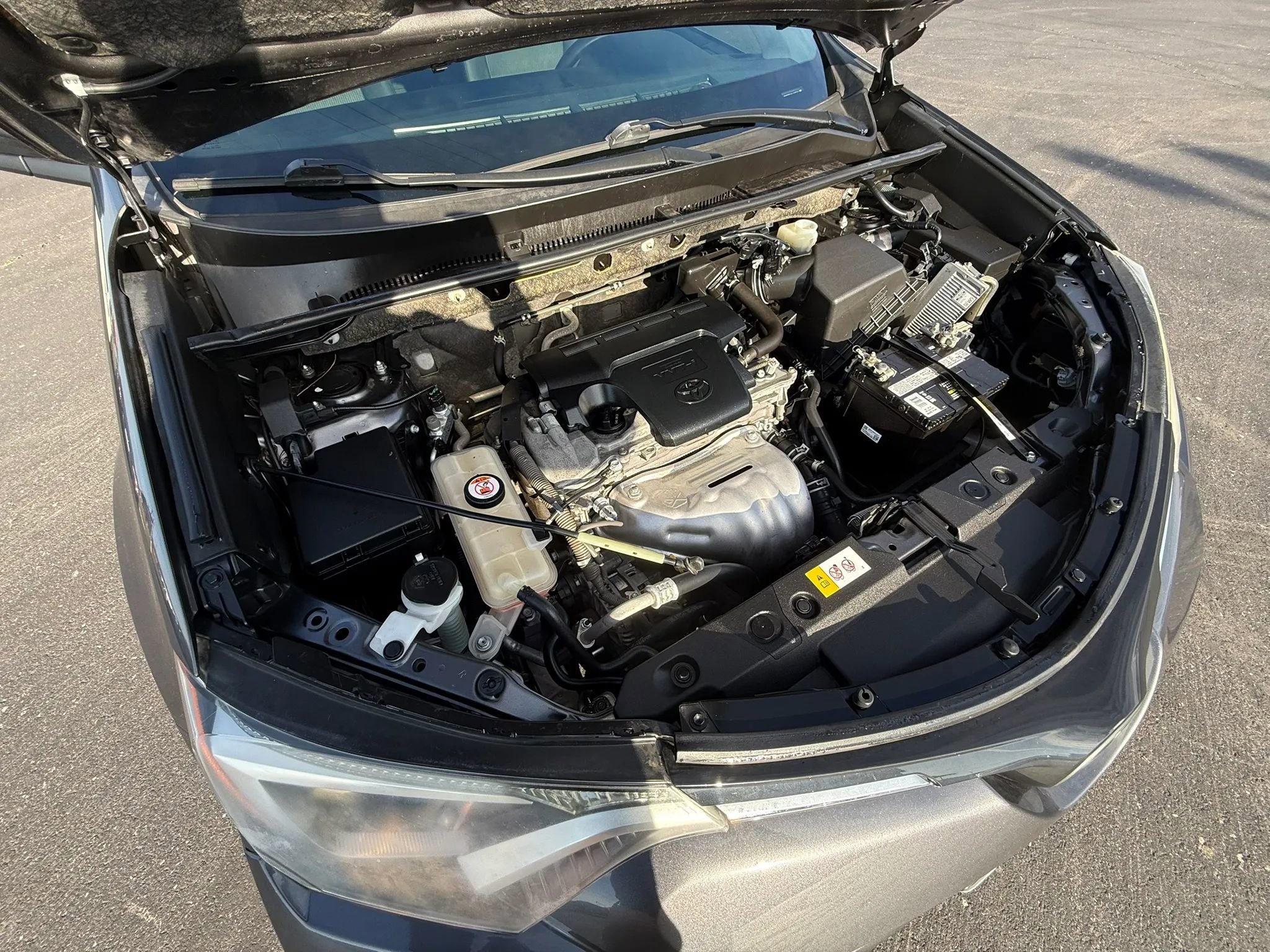 Used 2017 Toyota RAV4 LE image 24