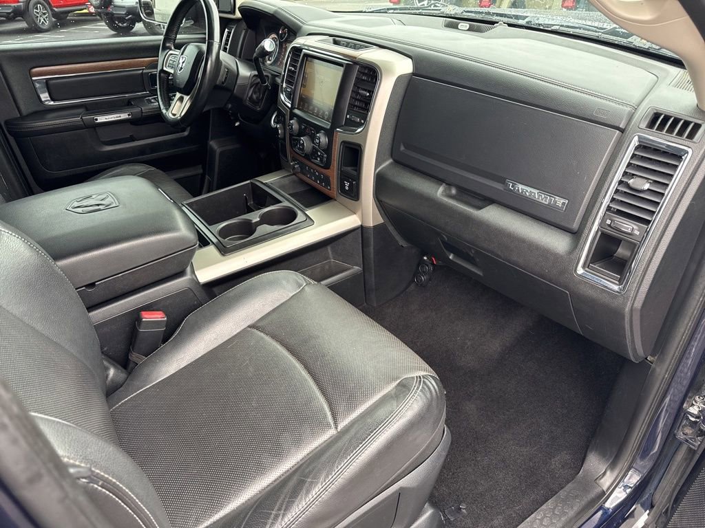 Used 2015 RAM 2500 Laramie w/ Convenience Group image 31