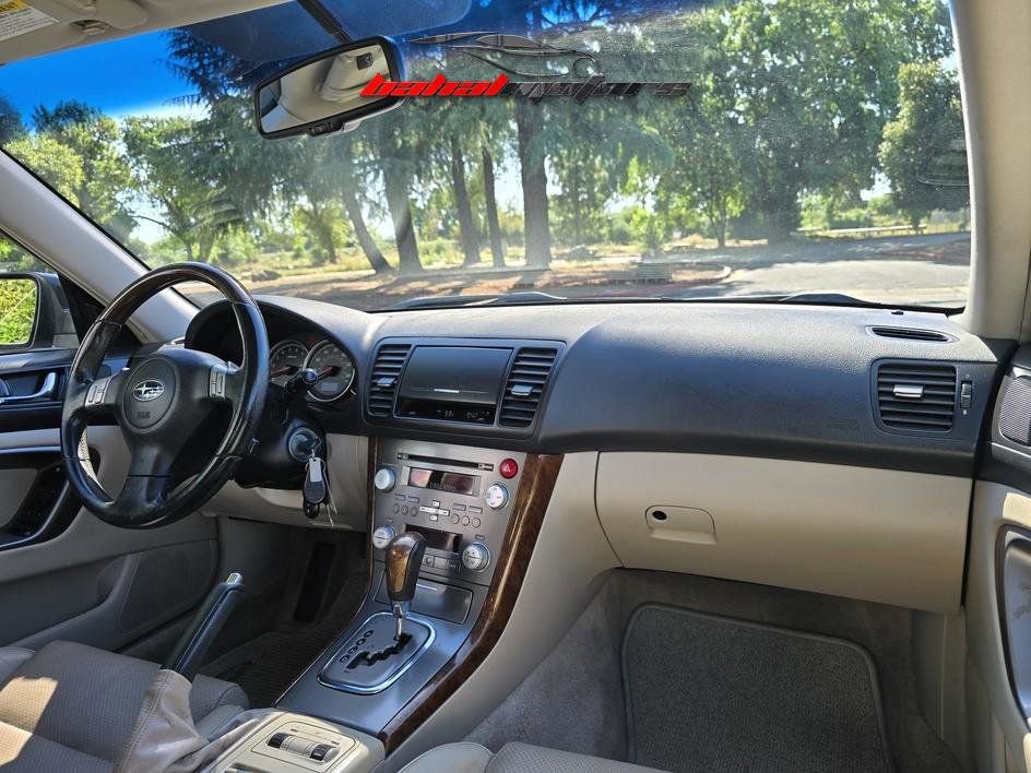Used 2007 Subaru Outback 3.0R L.L. Bean image 19