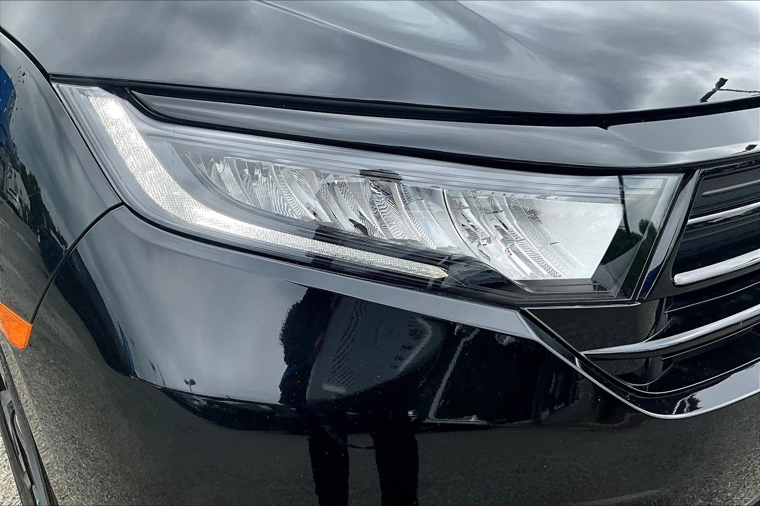 Used 2023 Honda Odyssey Sport image 32