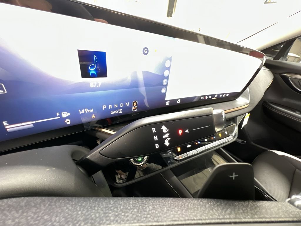 New 2025 Buick Envision Sport Touring image 16