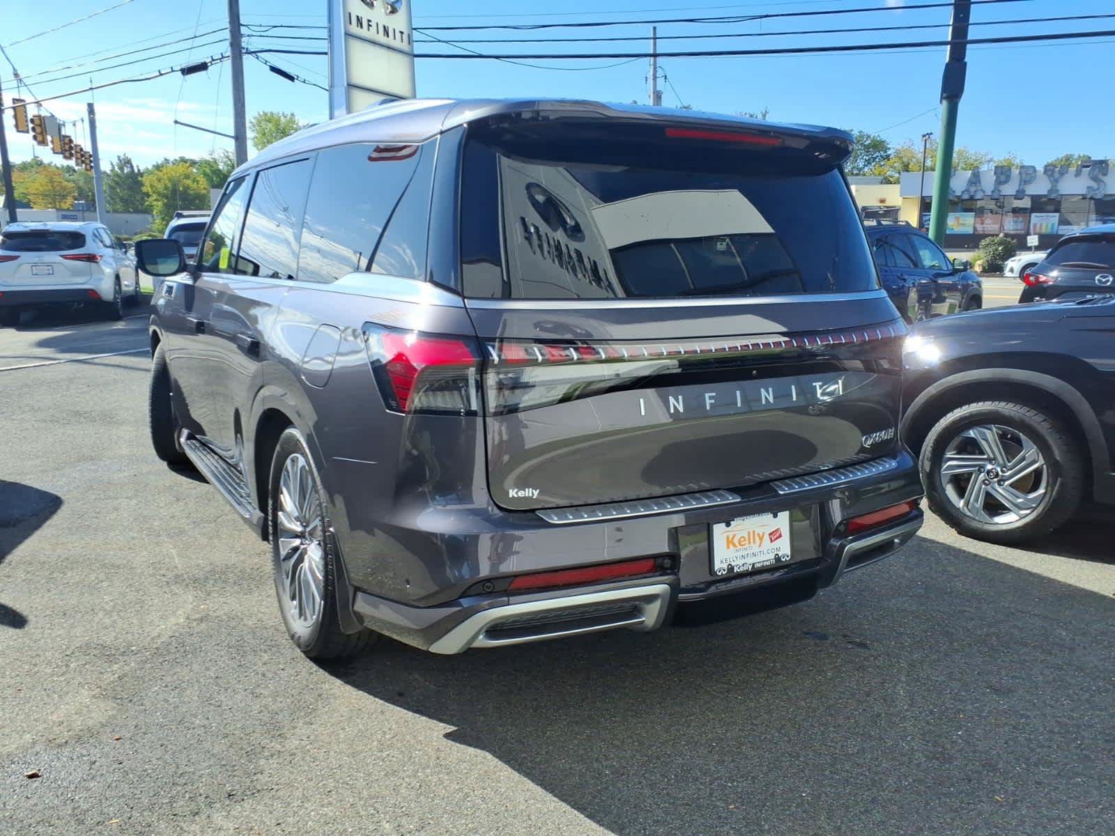 Certified 2026 INFINITI QX80 Luxe AWD/4WD image 7