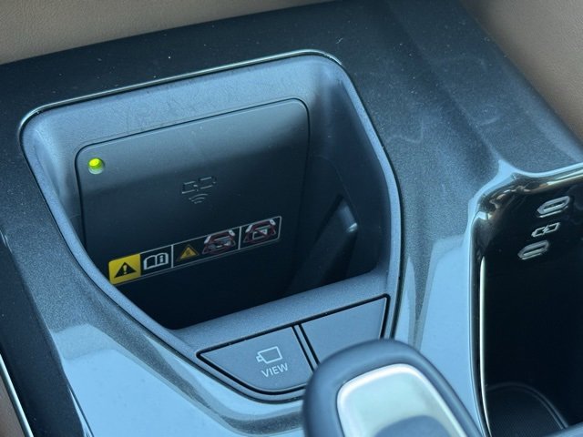 Certified 2025 Toyota Crown Signia image 16