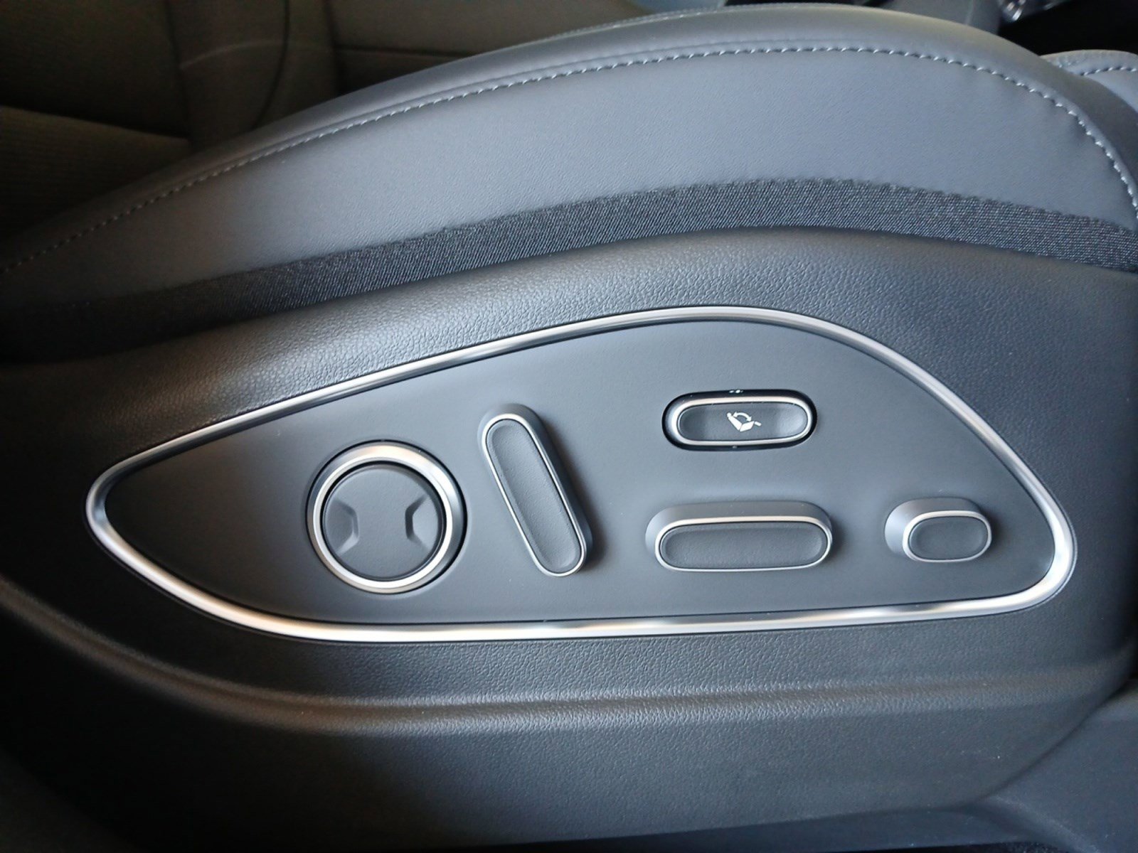 New 2026 Hyundai Palisade Calligraphy image 16