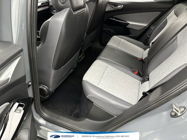 Certified 2025 Volkswagen ID.4 Pro AWD/4WD image 22
