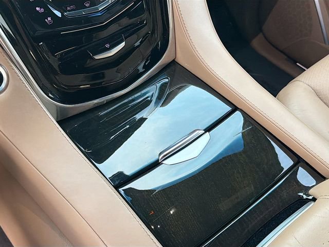 Used 2019 Cadillac Escalade Platinum image 28