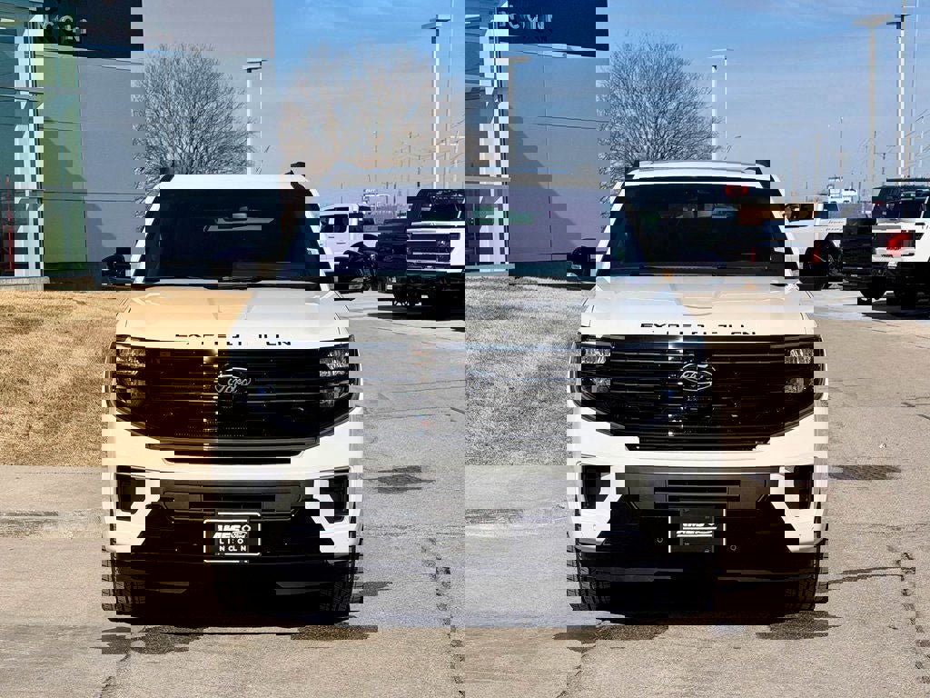 New 2026 Ford Expedition Platinum w/ Stealth Appearance Package image 7