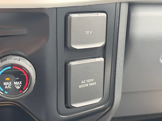 New 2026 Ford F550 4x4 Crew Cab image 23