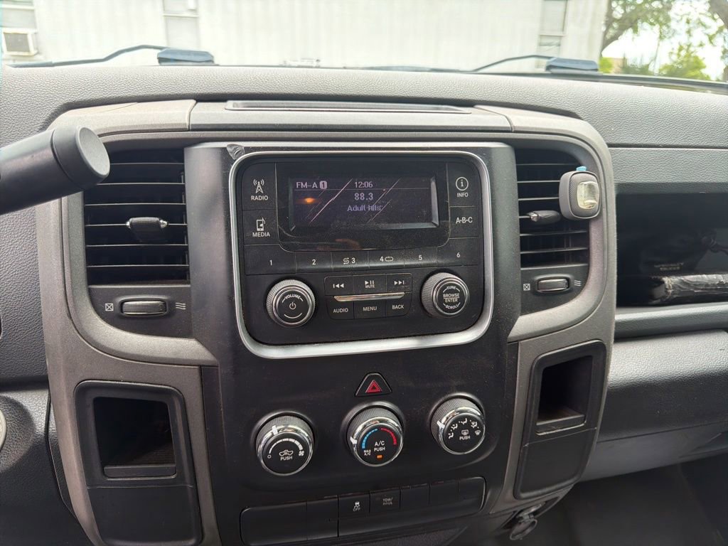 Used 2014 RAM 1500 Tradesman image 12