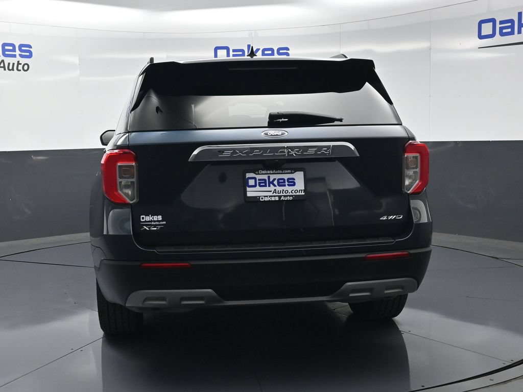 Used 2022 Ford Explorer XLT w/ Equipment Group 202A AWD/4WD image 6