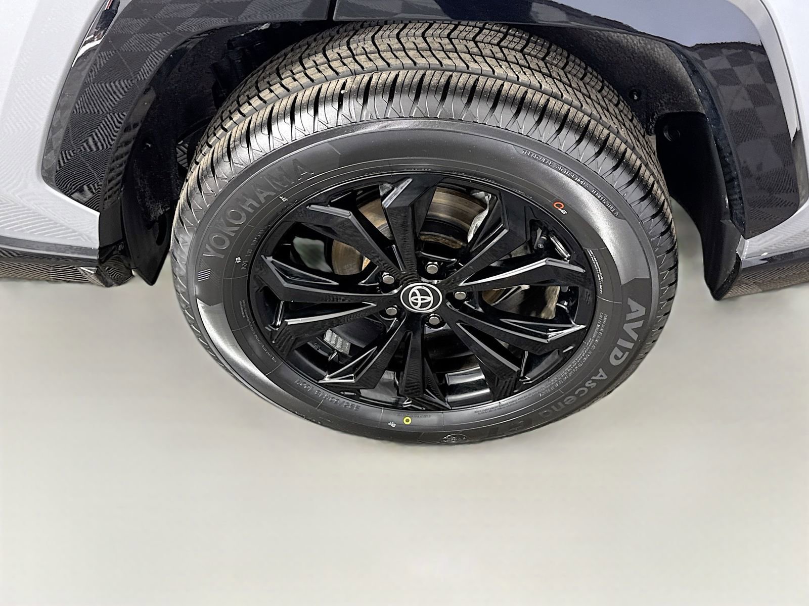 Used 2024 Toyota RAV4 XSE w/ Advanced Technology Package image 25