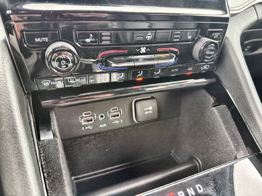 Used 2021 Jeep Grand Cherokee L Limited AWD/4WD image 16