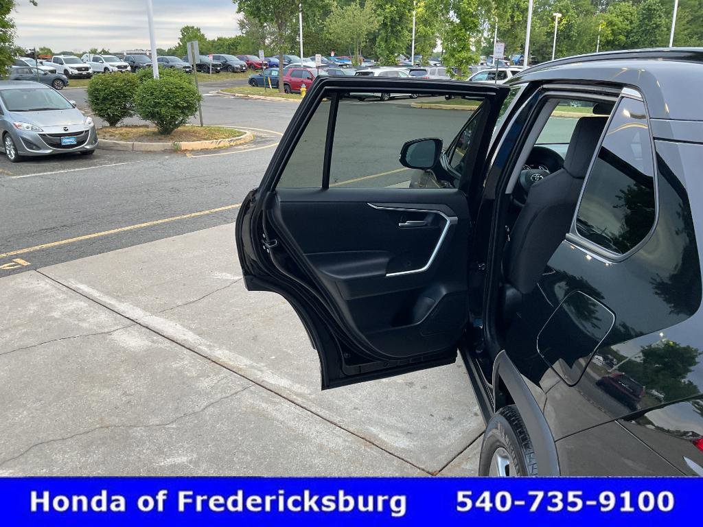 Used 2024 Toyota RAV4 XLE w/ Convenience Package AWD/4WD image 16