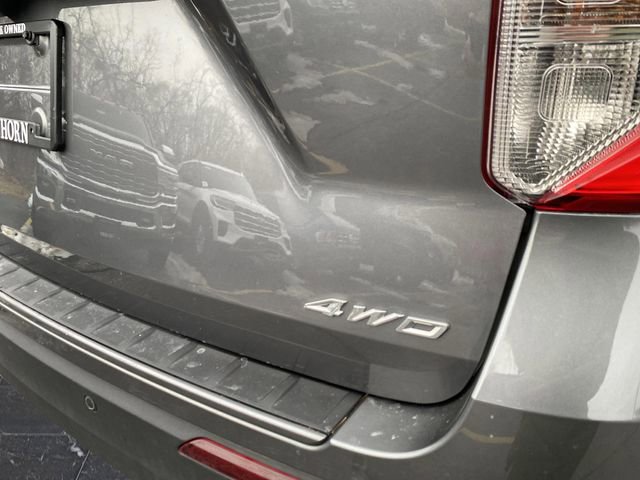 Used 2022 Ford Explorer XLT w/ Equipment Group 202A image 35