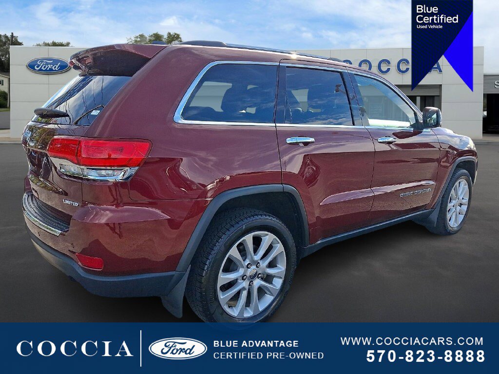 Used 2017 Jeep Grand Cherokee Limited AWD/4WD image 4