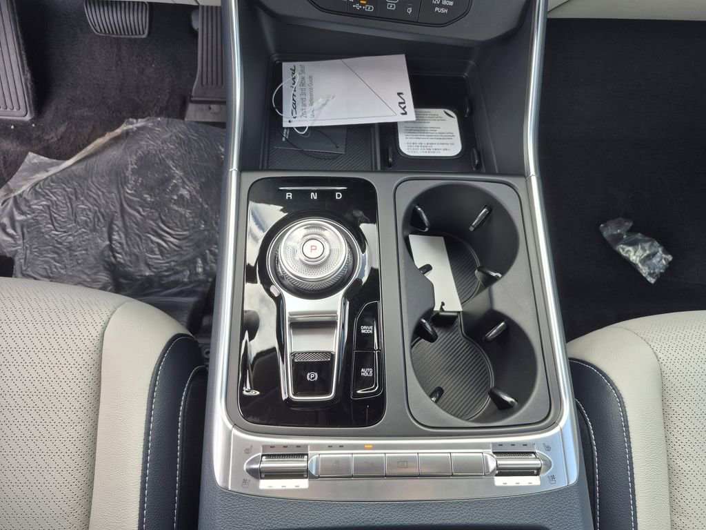 New 2026 Kia Carnival SX Prestige image 9