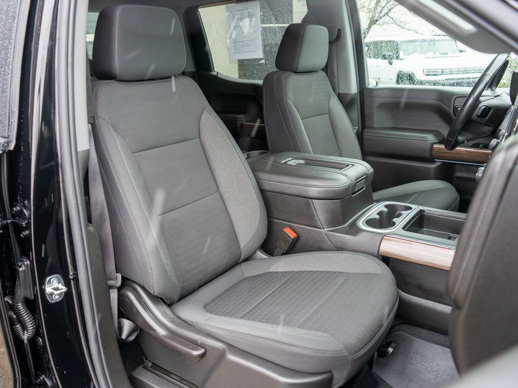 Used 2021 Chevrolet Silverado 1500 LT Trail Boss w/ Bed Protection Package image 9