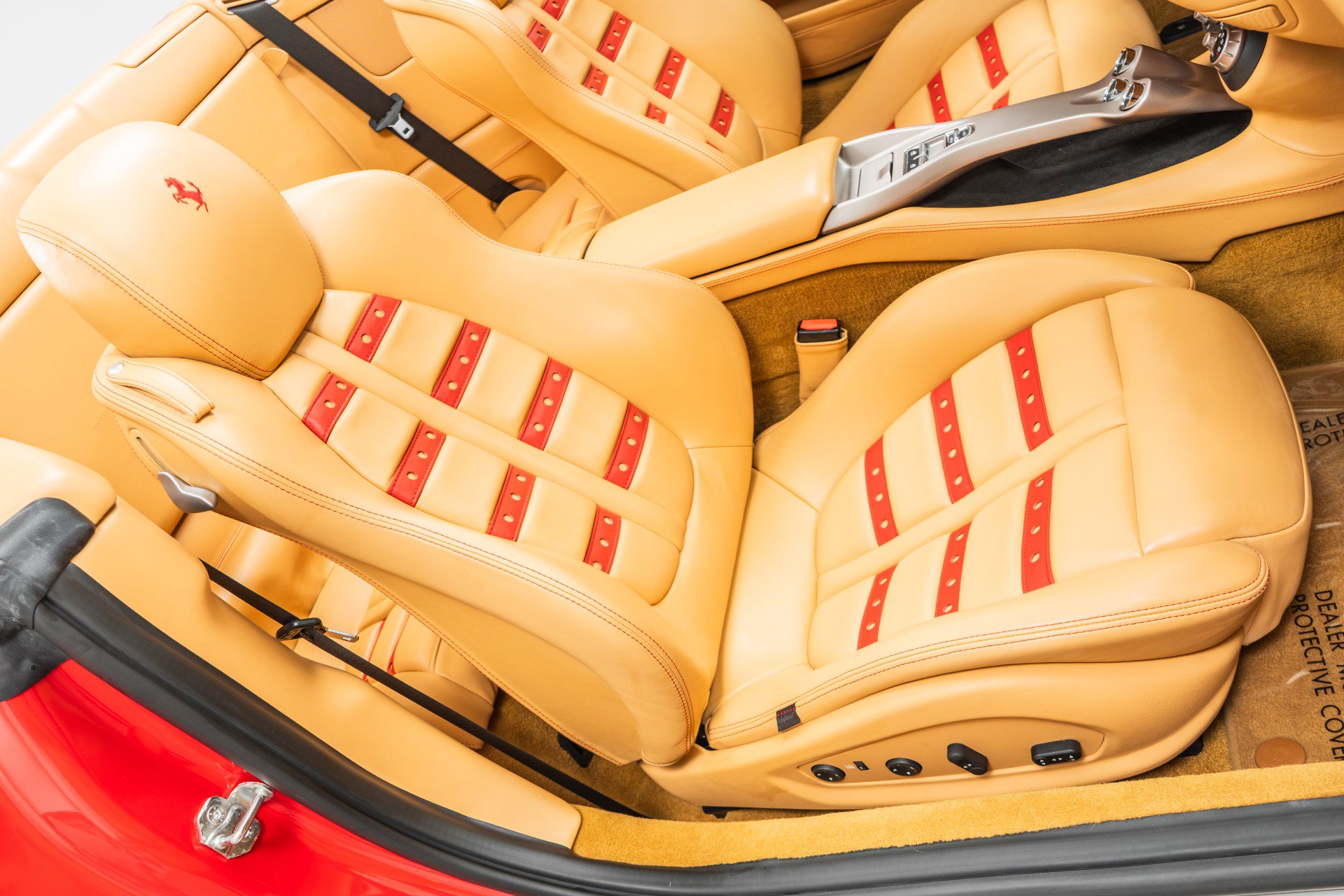 Used 2013 Ferrari California RWD image 28