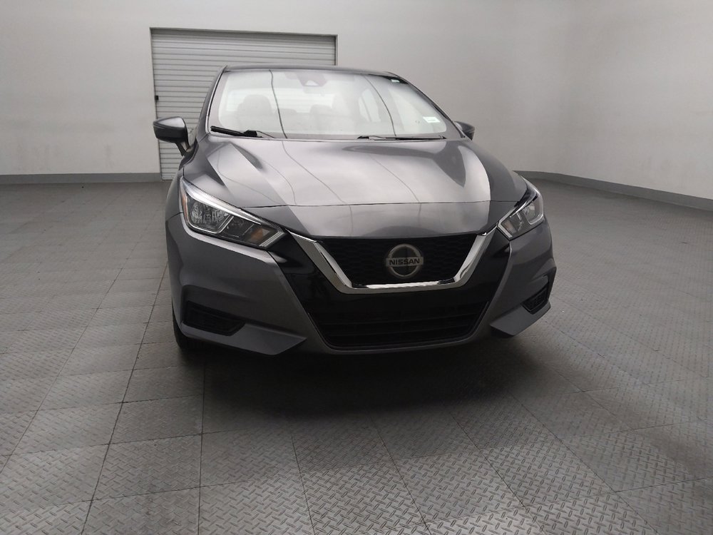 Used 2021 Nissan Versa SV image 14