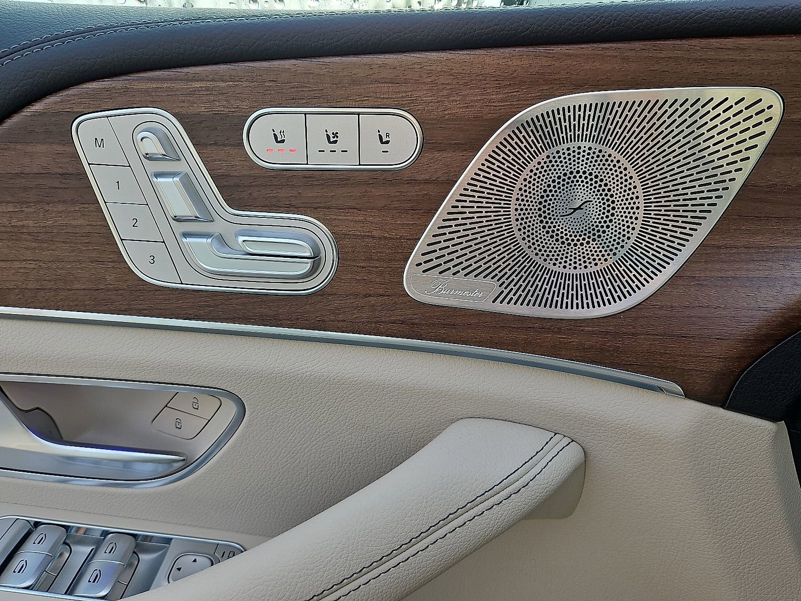 New 2026 Mercedes-Benz GLE 350 4MATIC image 17