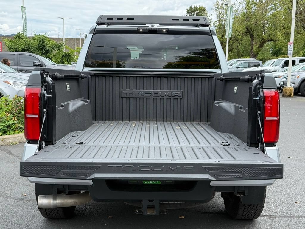 Used 2024 Toyota Tacoma TRD Off-Road AWD/4WD image 11