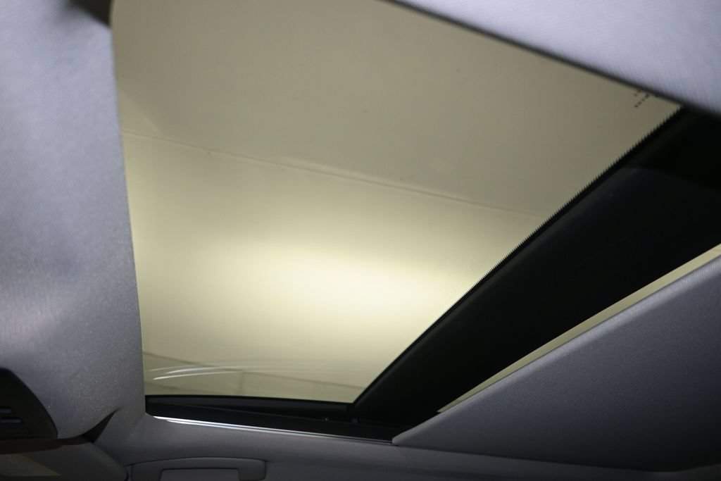 Used 2021 Nissan Rogue SL w/ Premium Package FWD image 21