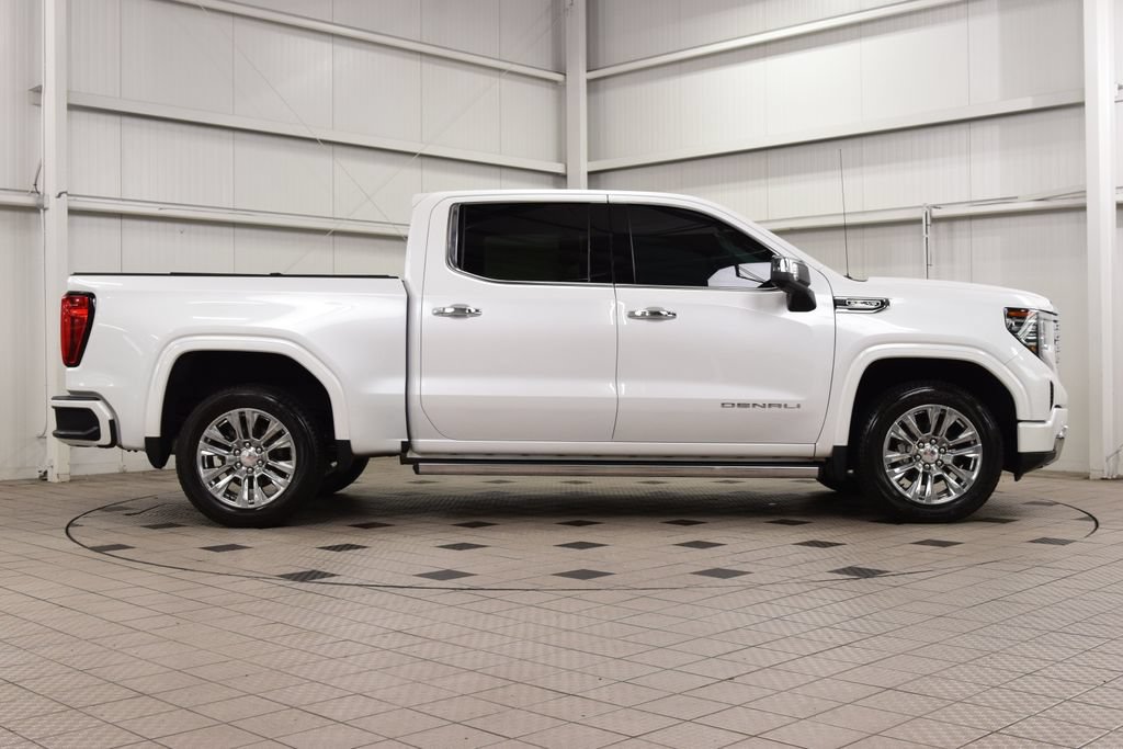 Used 2023 GMC Sierra 1500 Denali AWD/4WD image 9