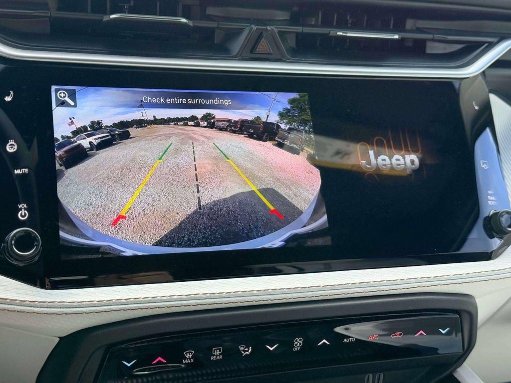 New 2026 Jeep Cherokee Overland AWD/4WD image 21