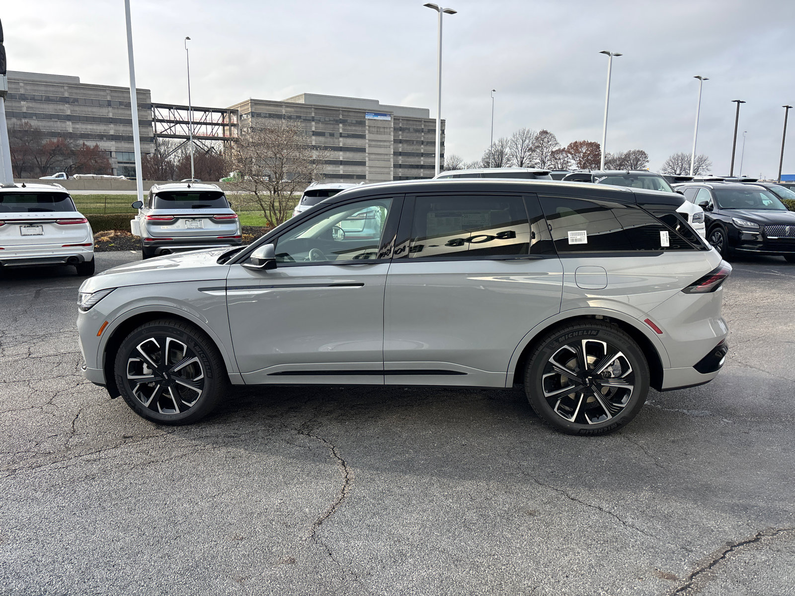 New 2026 Lincoln Nautilus Reserve image 4