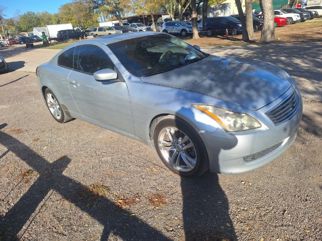 Used 2010 INFINITI G37 x Coupe w/ Premium Pkg image 5