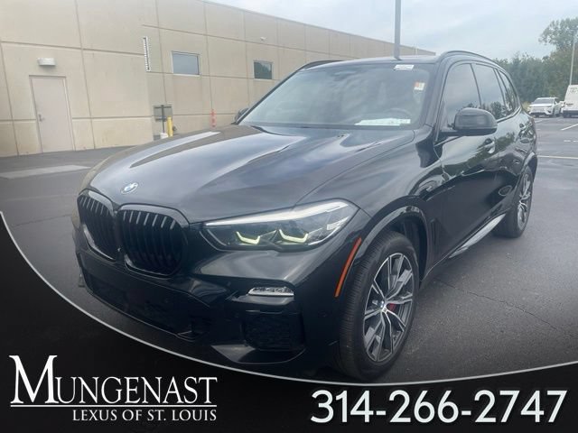Used 2021 BMW X5 M50i AWD/4WD image 1