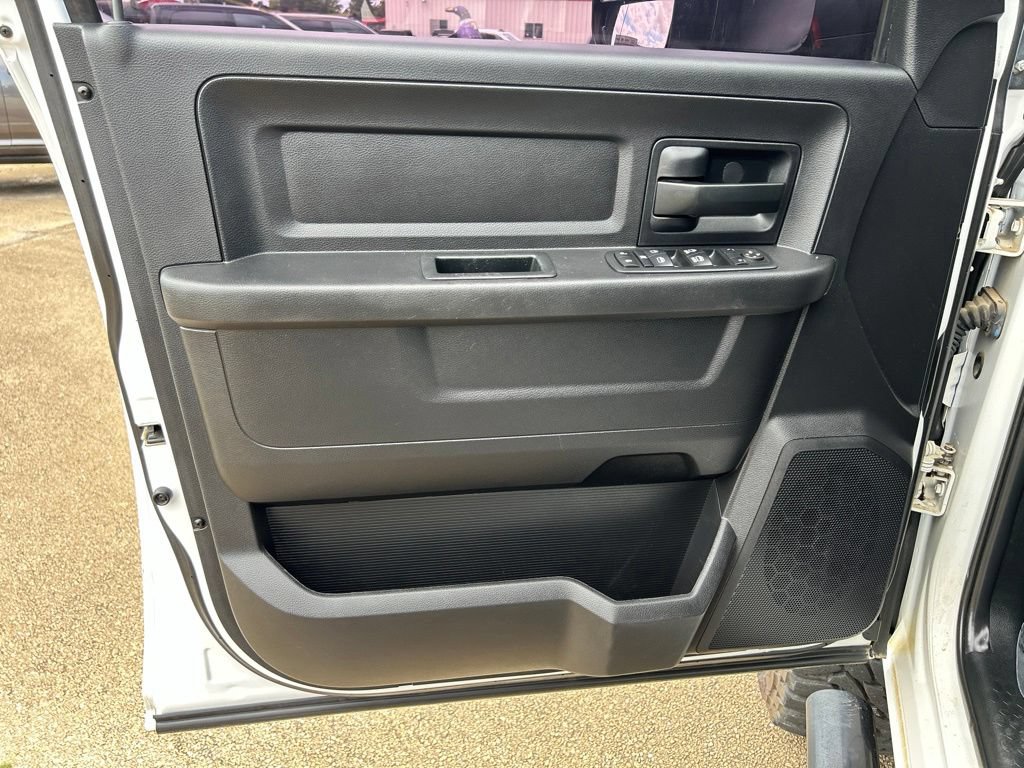 Used 2017 RAM 2500 ST AWD/4WD image 9