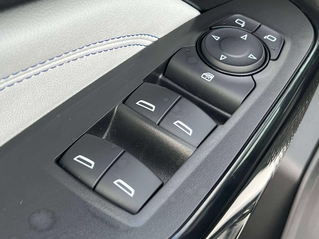 Used 2024 Chevrolet Trax LT FWD image 17