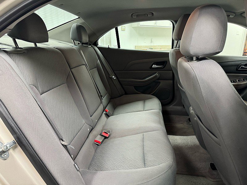 Used 2013 Chevrolet Malibu LS image 13