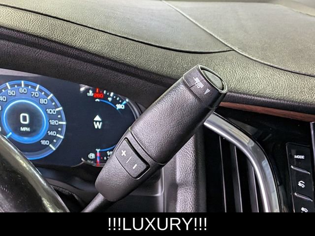 Used 2019 Cadillac Escalade ESV Luxury image 36