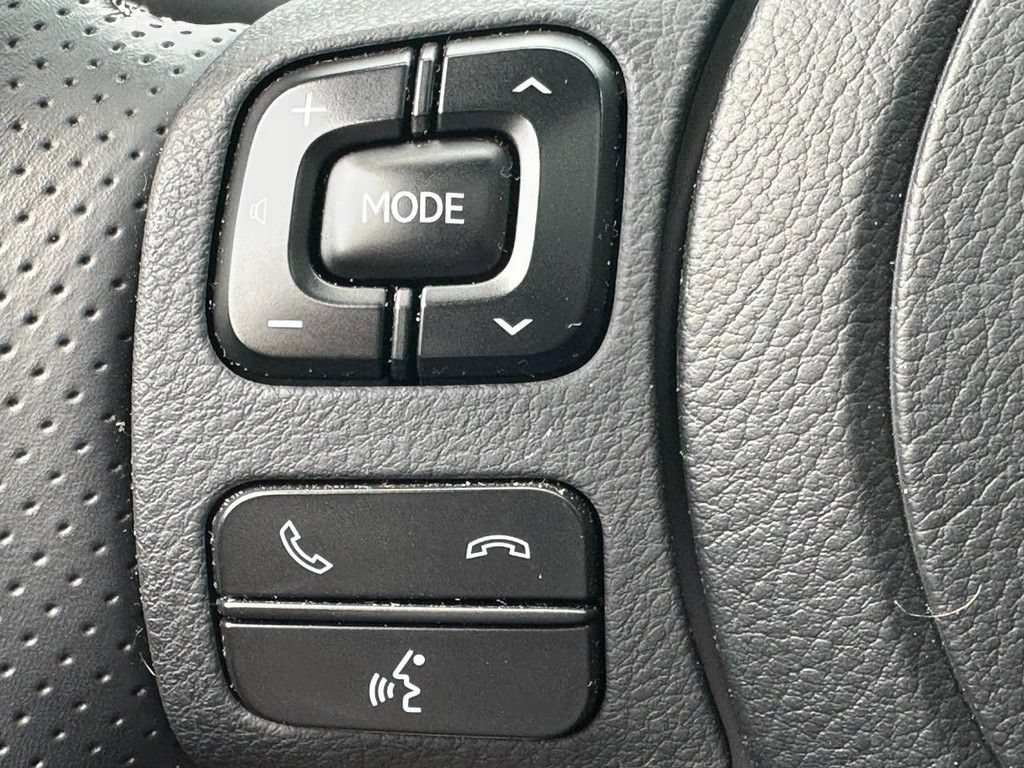 Used 2022 Lexus IS 350 F Sport AWD/4WD image 19