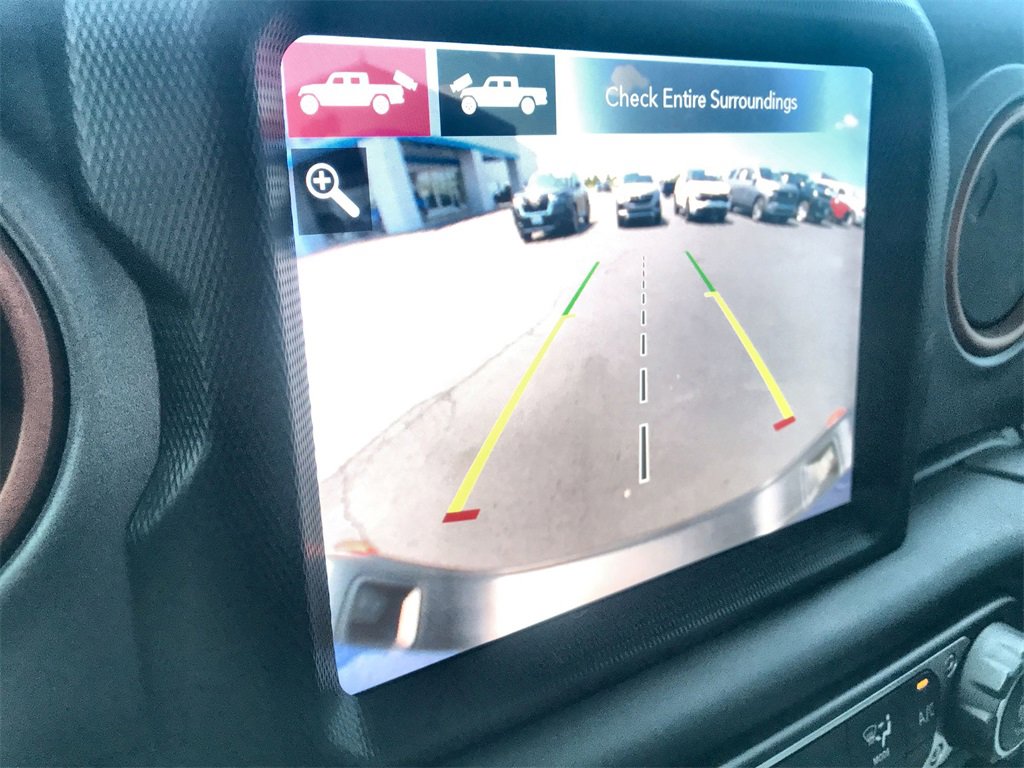 Used 2021 Jeep Gladiator Mojave image 16