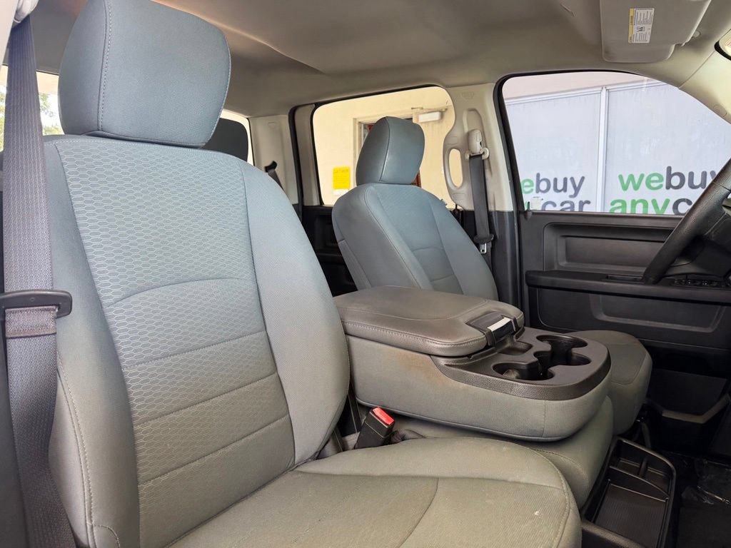 Used 2017 RAM 1500 Express w/ Express Value Package RWD image 22