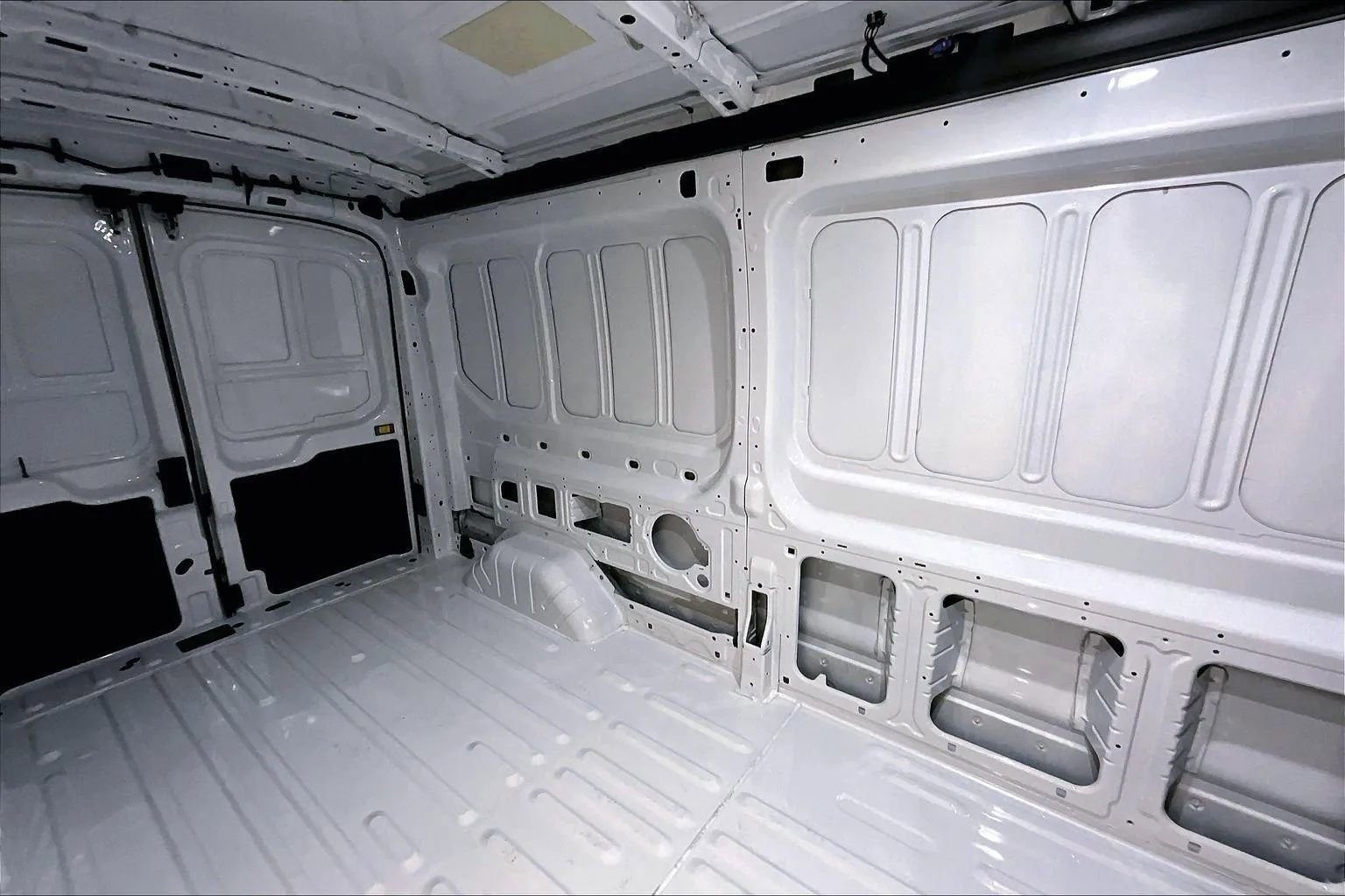 New 2026 Ford Transit 250 148 Medium Roof Extended AWD image 26