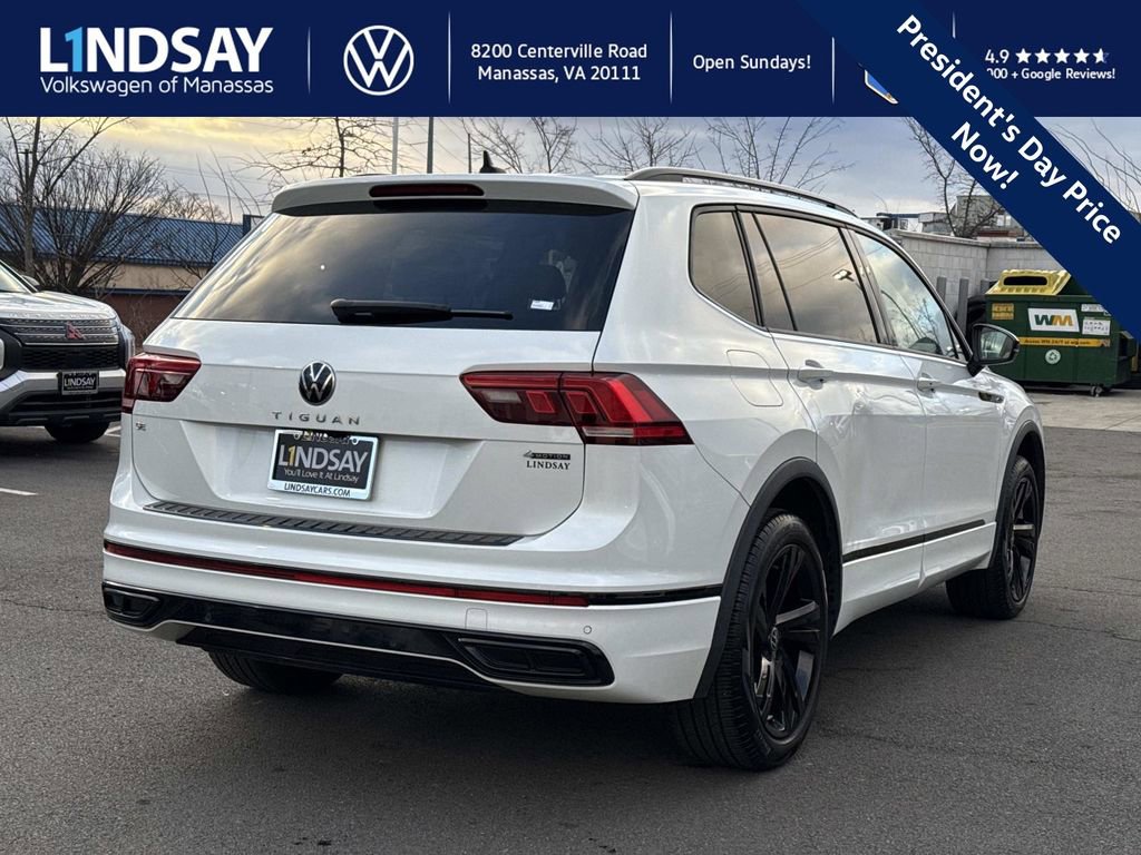 Used 2024 Volkswagen Tiguan SE R-Line image 2